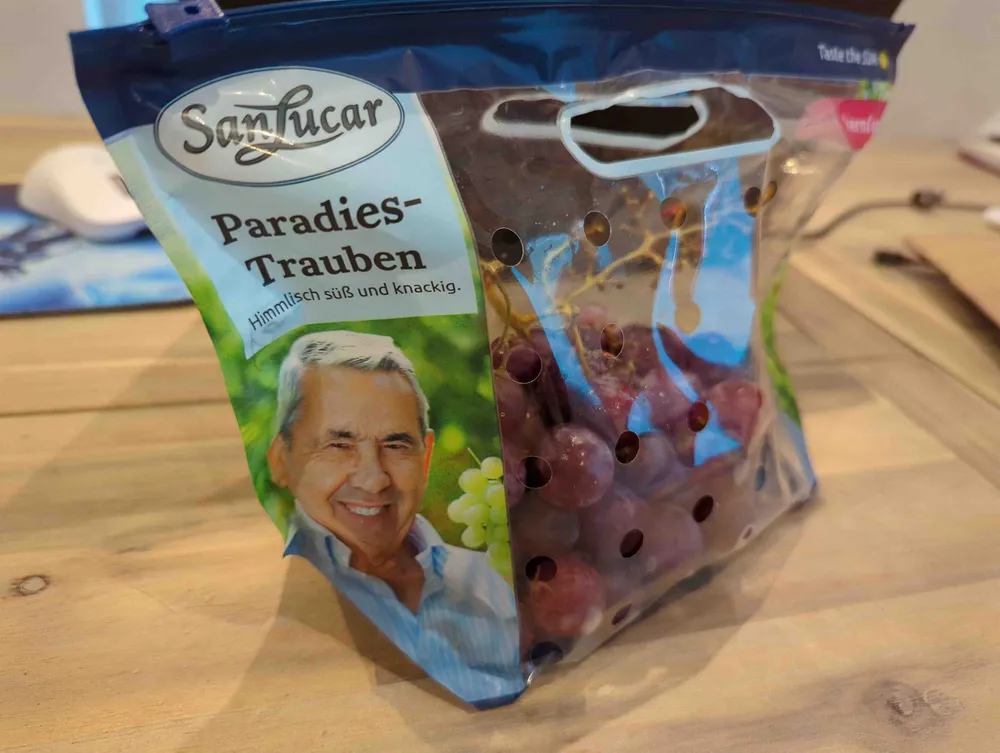 Traube rot kernlos