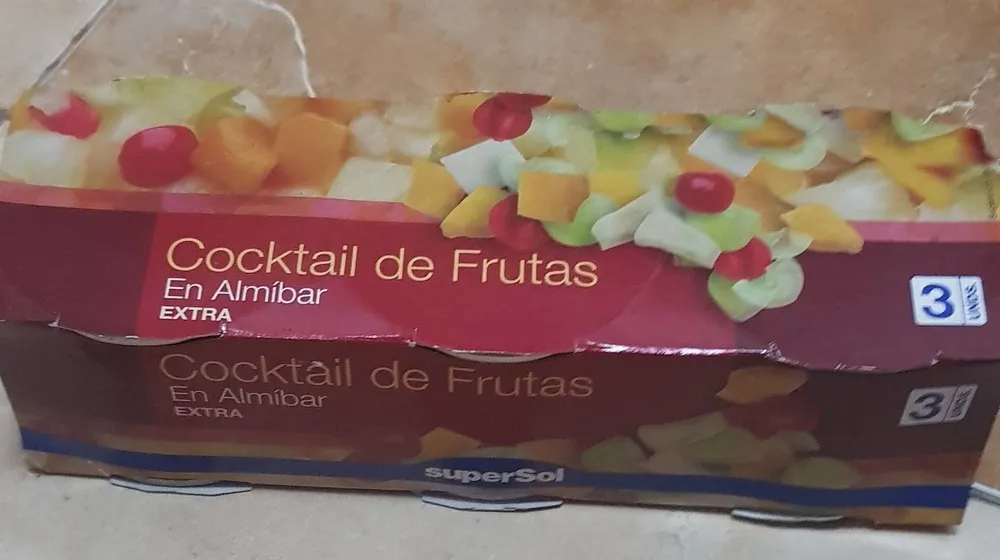 Cocktail de frutas en almibar