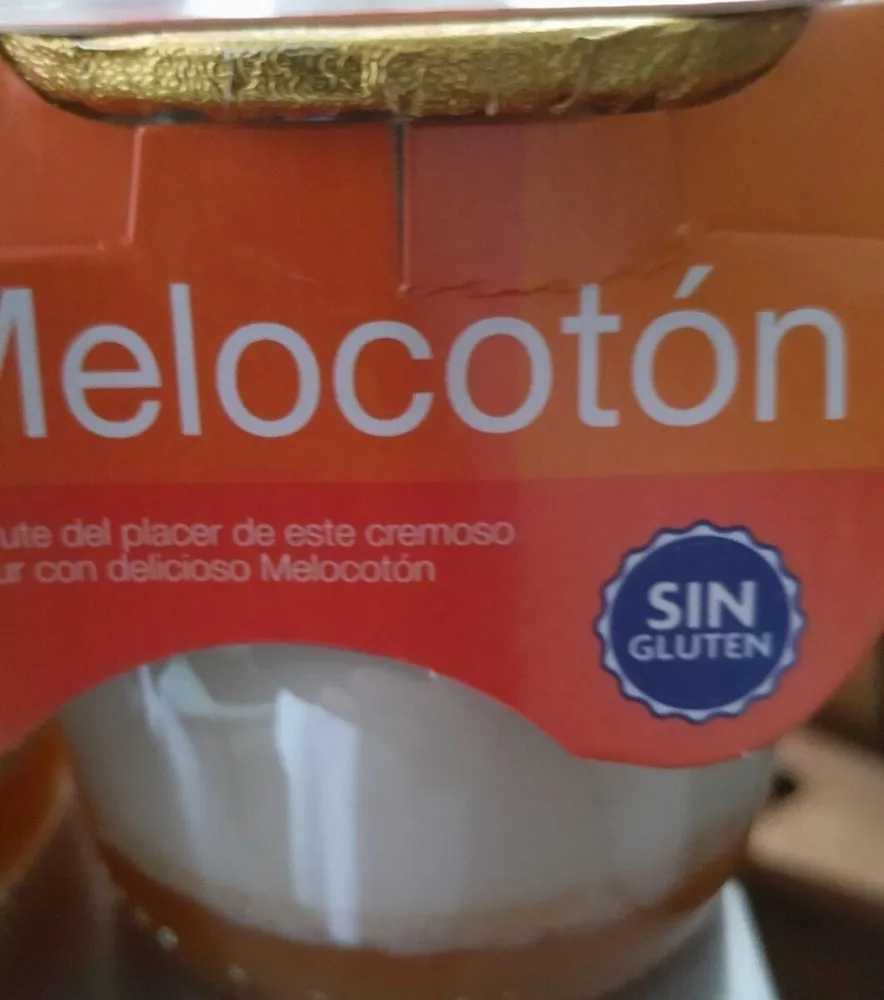 Yogur con melocotón