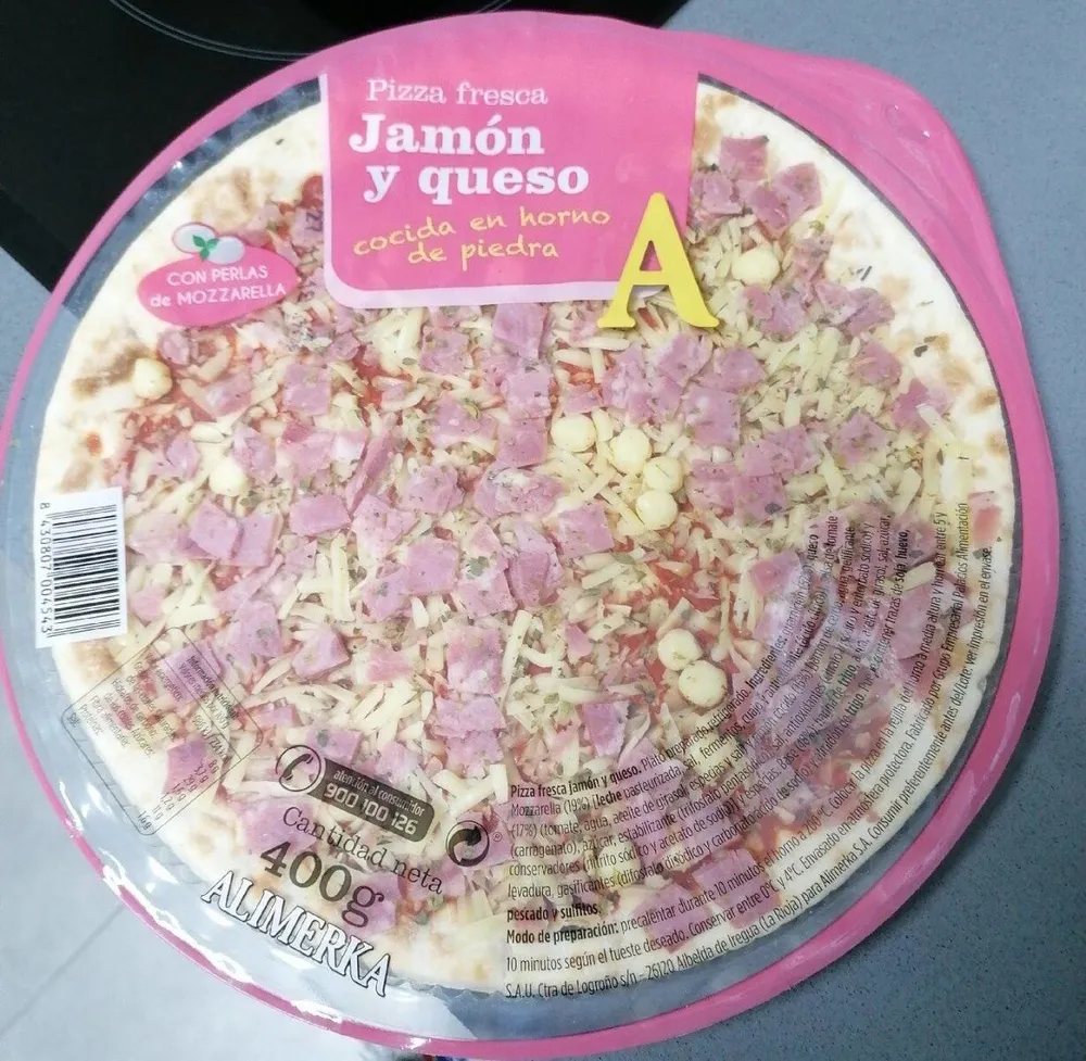 Pizza fresca jamón y queso