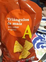 Triángulos de maíz sabor queso