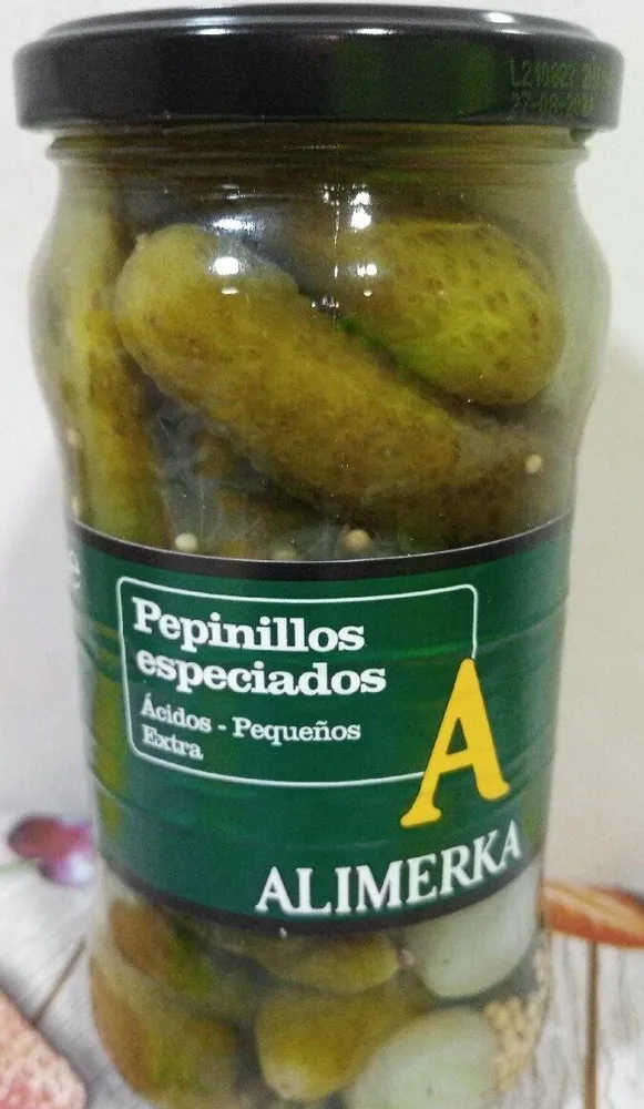 Pepinillos especiados