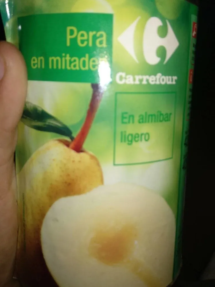 Pera en mitades
