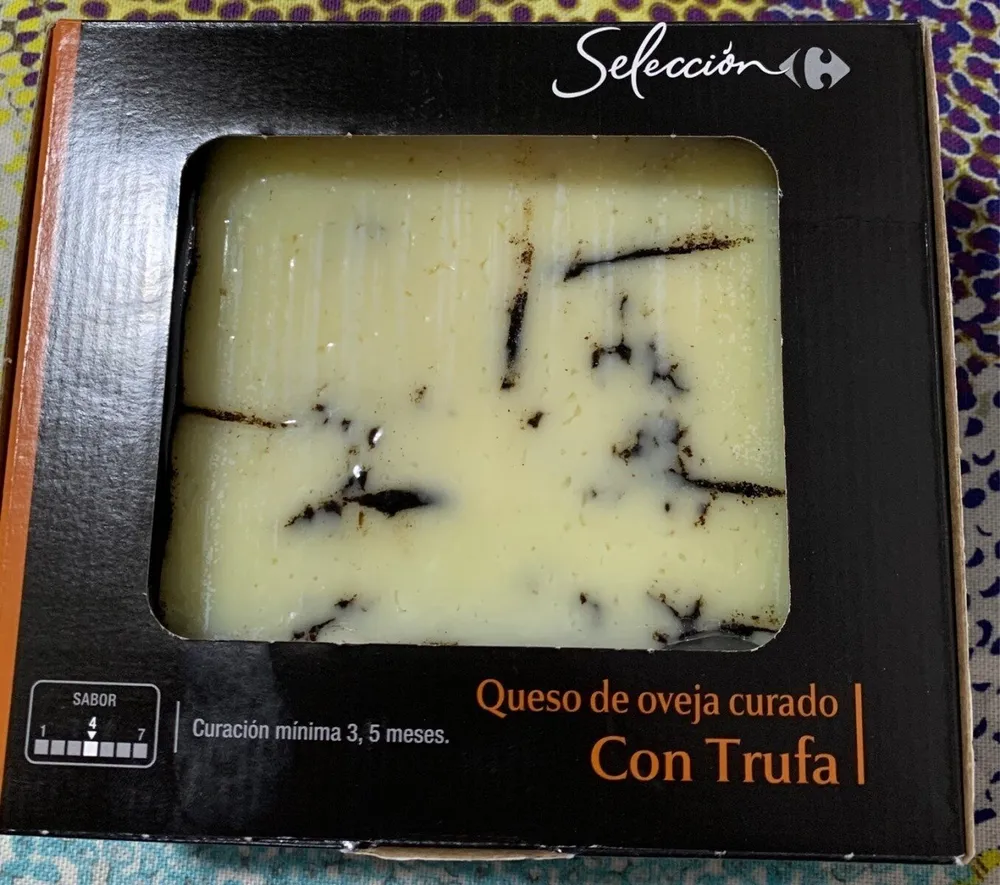 Queso de oveja curado con trufa