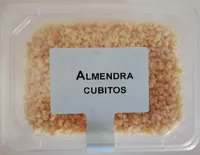 Almendra Cubitos