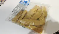 Varitas de merluza empanadas