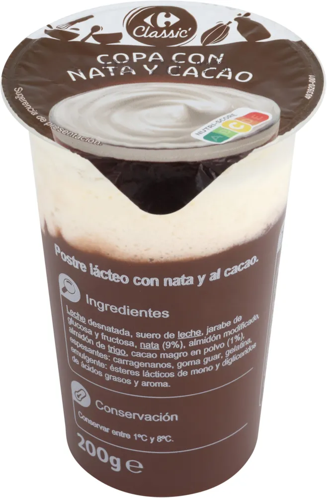 Copa con nata y cacao