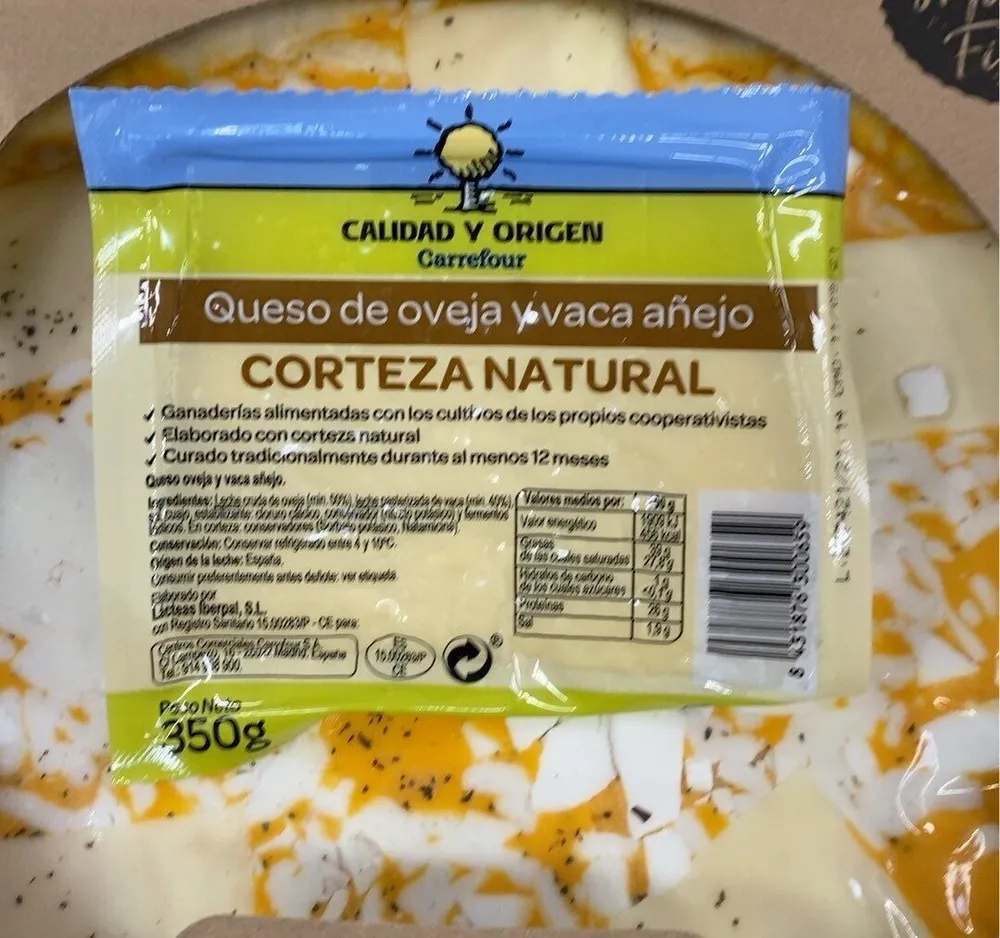 Queso de obeja y vaca añejo