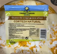 Queso de obeja y vaca añejo