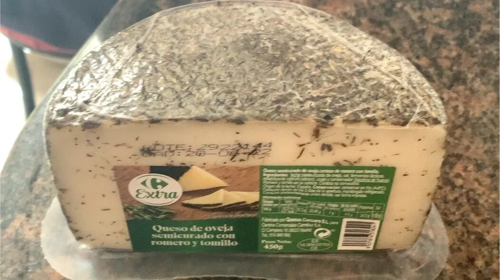 Queso de oveja semicurado con Romero y Tomillo
