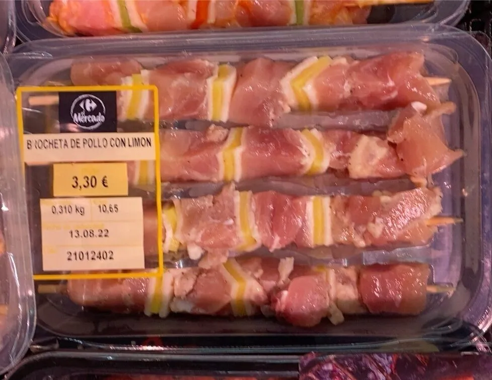 Brocheta de pollo con limón