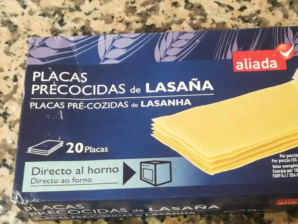 Placas precocidas de lasaña