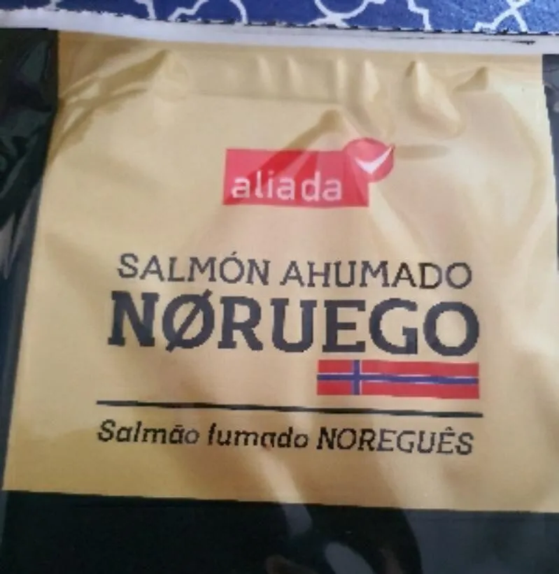 Salmón ahumado noruego