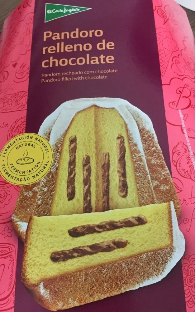 Pandoro relleno de chocolate