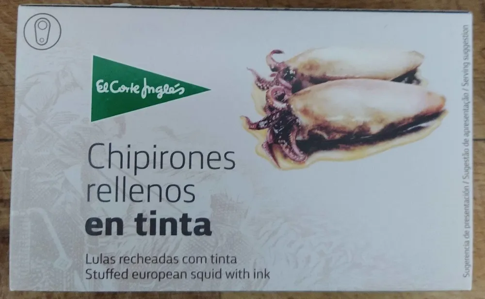 Chipirones rellenos en tinta