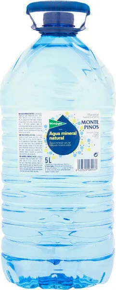 Agua mineral natural Monte Pinos