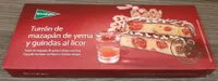 Turrón de mazapán de yema y guindas al licor