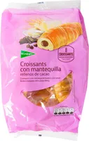 Croissants con mantequilla rellenos de cacao