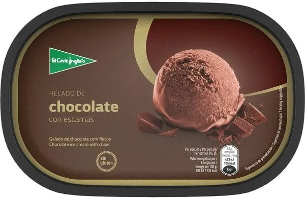 Helado de chocolate con escamas