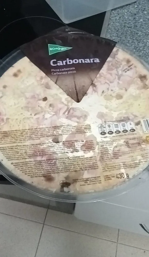 Pizza carbonara
