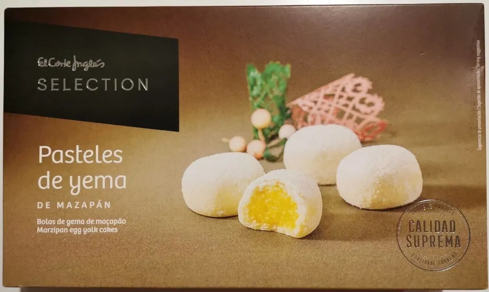 Pasteles de yema de mazapán