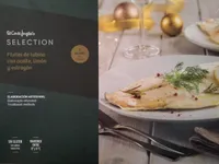 Filetes de lubina con aceite, limón y estragón