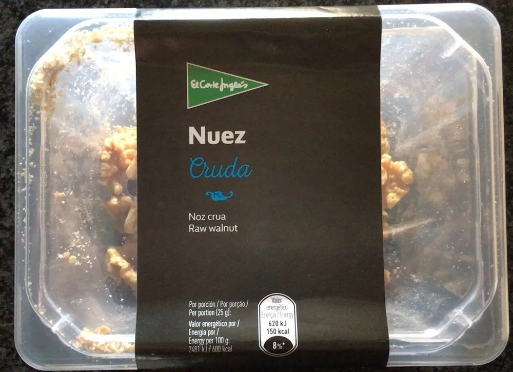 Nuez cruda