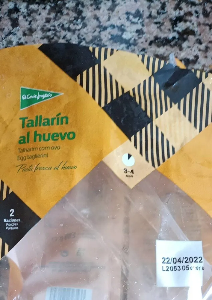 Tallarín al huevo pasta fresca