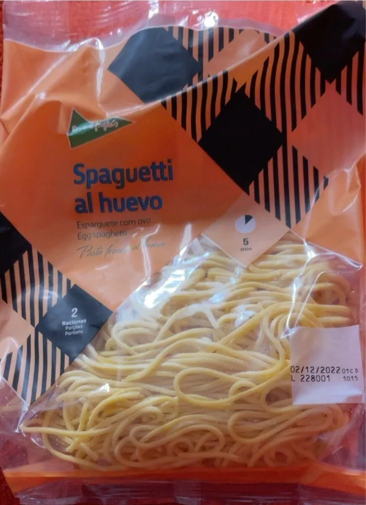 Spaguetti al huevo