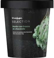 Helado menta con trozos de chocolate