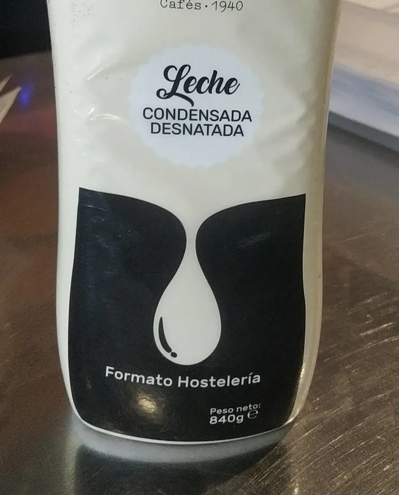 Leche condensada desnatada