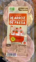 Vio tortas de arroz bañadas con yogur de fresa
