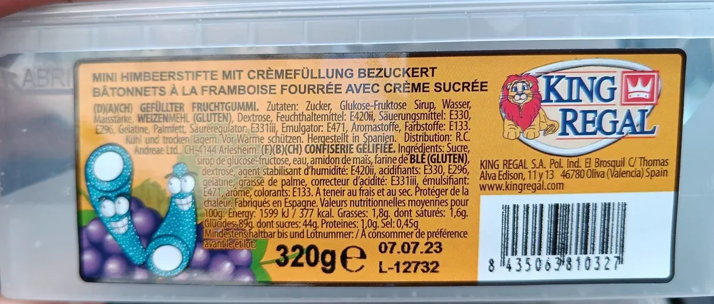 Bâtonnets à la framboise fourrés avec crème sucrée