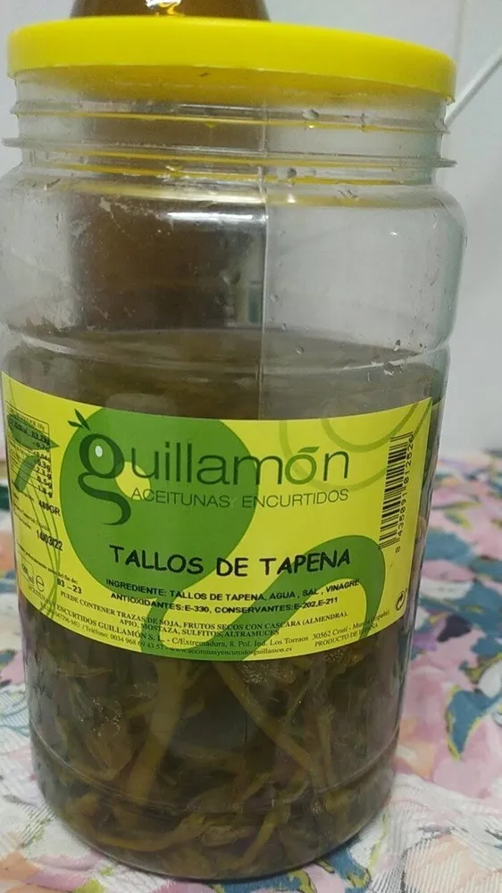 Tallos de tapena