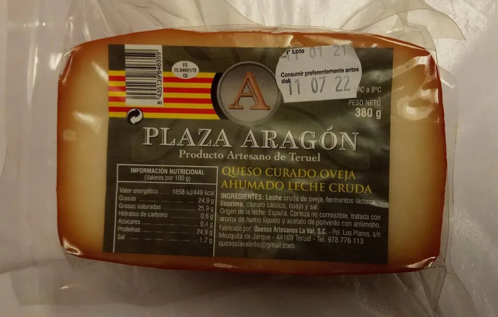 Queso curado oveja ahumado leche cruda