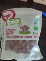 Almendras crudas con piel