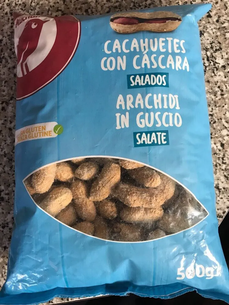 Cacahuetes con cáscara salado