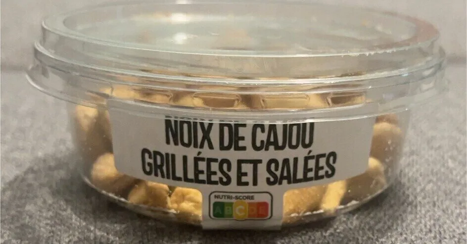 Noix de cajou grillées à l’huile et salées