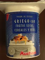 Yogur al estilo griego con frutos secos, cereales y miel