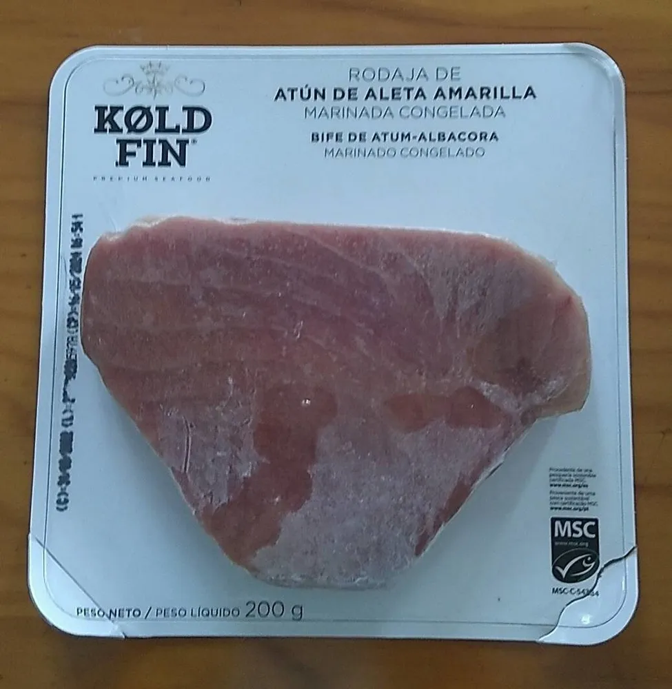 Rodaja de atún de aleta amarilla