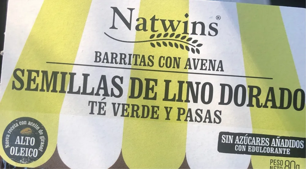 Barritas con avena semillas de lino dorado, té verde y pasas