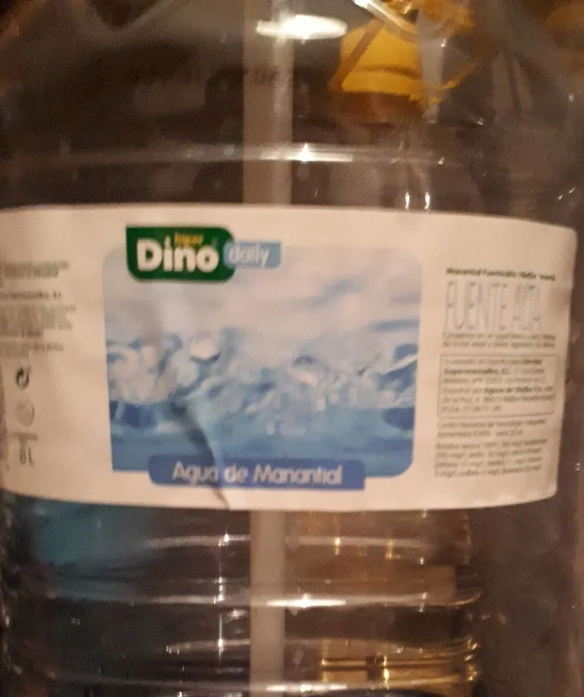 Agua de manantial