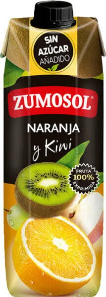 Bebida de zumo de naranja, uva, manzana y kiwi