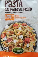 Pasta con pollo al pesto
