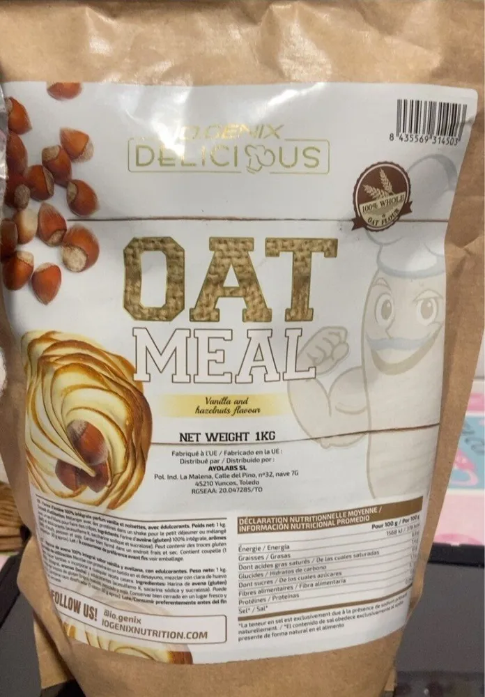 Oatmeal vanilla and hazelnuts