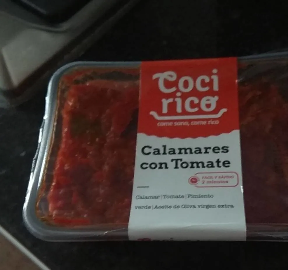 Calamares con tomate