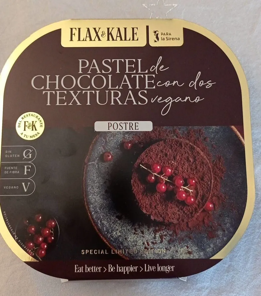 Pastel de chocolate con dos texturas vegano