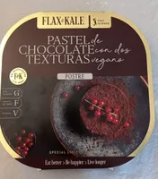 Pastel de chocolate con dos texturas vegano