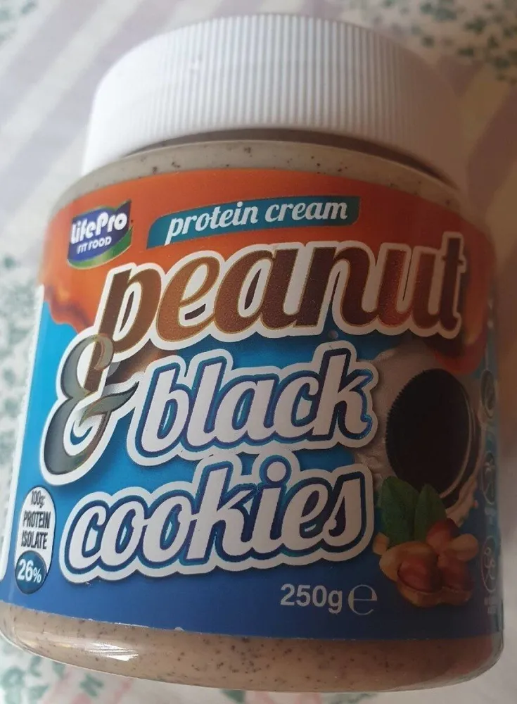 Peanut & black cookies