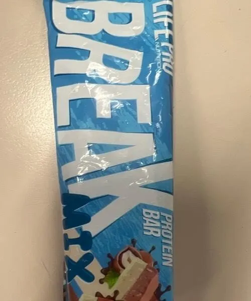 Break mix protein bar